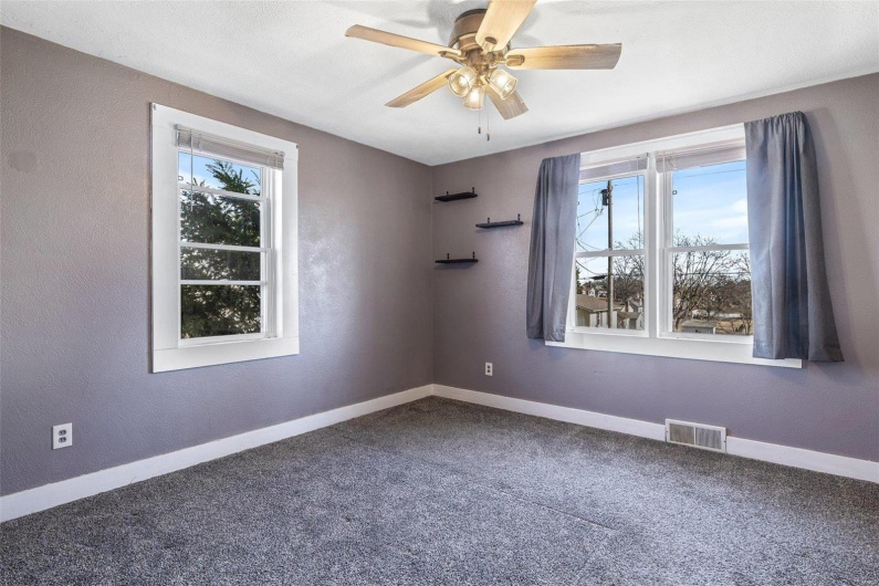 215 Virginia Street, Ste Genevieve, Missouri 63670, 4 Bedrooms Bedrooms, 13 Rooms Rooms,2 BathroomsBathrooms,Residential,For Sale,Virginia Street,MAR25005950