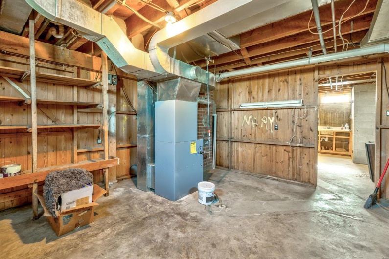 215 Virginia Street, Ste Genevieve, Missouri 63670, 4 Bedrooms Bedrooms, 13 Rooms Rooms,2 BathroomsBathrooms,Residential,For Sale,Virginia Street,MAR25005950