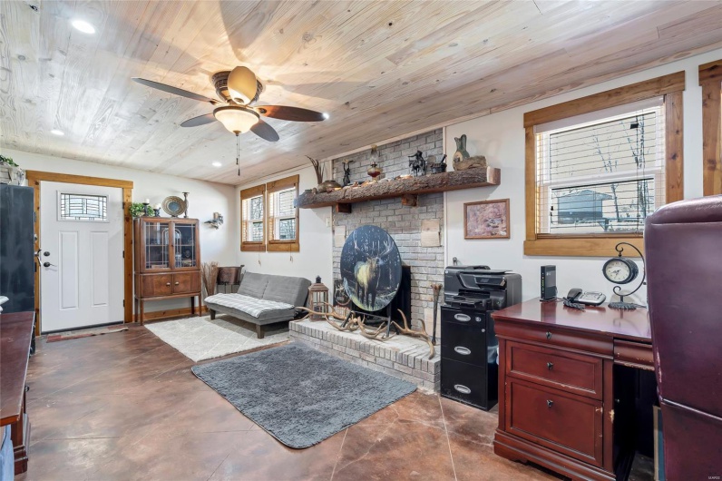 291 Deer Run Acres A, Williamsville, Missouri 63967, 3 Bedrooms Bedrooms, 16 Rooms Rooms,4 BathroomsBathrooms,Residential,For Sale,Deer Run Acres A,MAR25006714