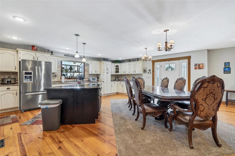 291 Deer Run Acres A, Williamsville, Missouri 63967, 3 Bedrooms Bedrooms, 16 Rooms Rooms,4 BathroomsBathrooms,Residential,For Sale,Deer Run Acres A,MAR25006714