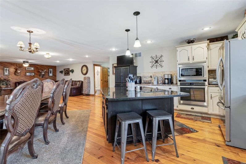 291 Deer Run Acres A, Williamsville, Missouri 63967, 3 Bedrooms Bedrooms, 16 Rooms Rooms,4 BathroomsBathrooms,Residential,For Sale,Deer Run Acres A,MAR25006714