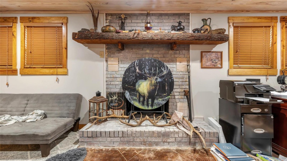 302 Deer Run Acres A, Williamsville, Missouri 63967, 3 Bedrooms Bedrooms, 8 Rooms Rooms,2 BathroomsBathrooms,Residential,For Sale,Deer Run Acres A,MAR25006731