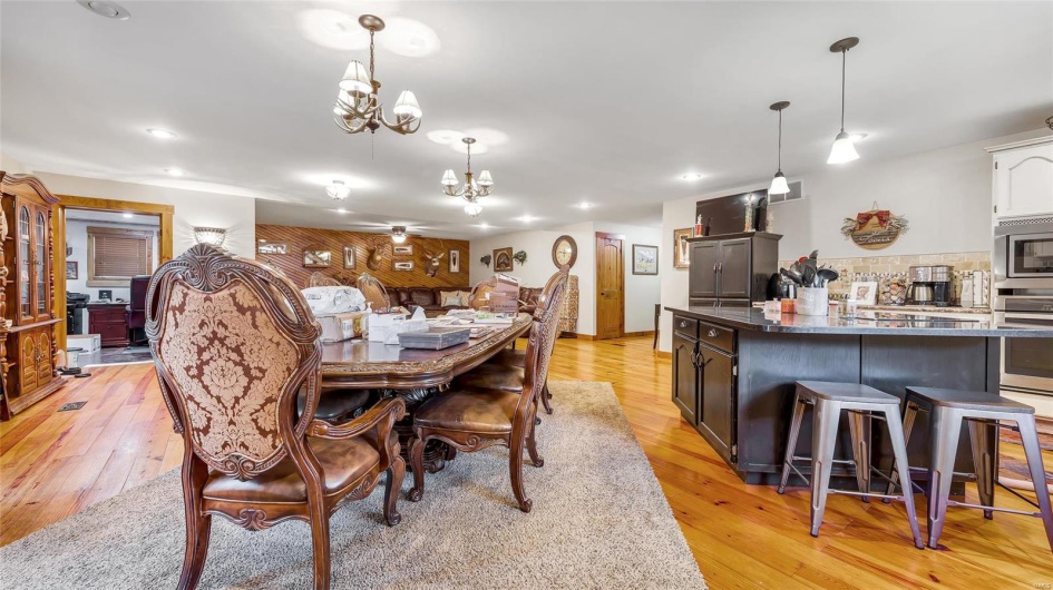 302 Deer Run Acres A, Williamsville, Missouri 63967, 3 Bedrooms Bedrooms, 8 Rooms Rooms,2 BathroomsBathrooms,Residential,For Sale,Deer Run Acres A,MAR25006731
