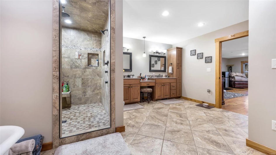 302 Deer Run Acres A, Williamsville, Missouri 63967, 3 Bedrooms Bedrooms, 8 Rooms Rooms,2 BathroomsBathrooms,Residential,For Sale,Deer Run Acres A,MAR25006731