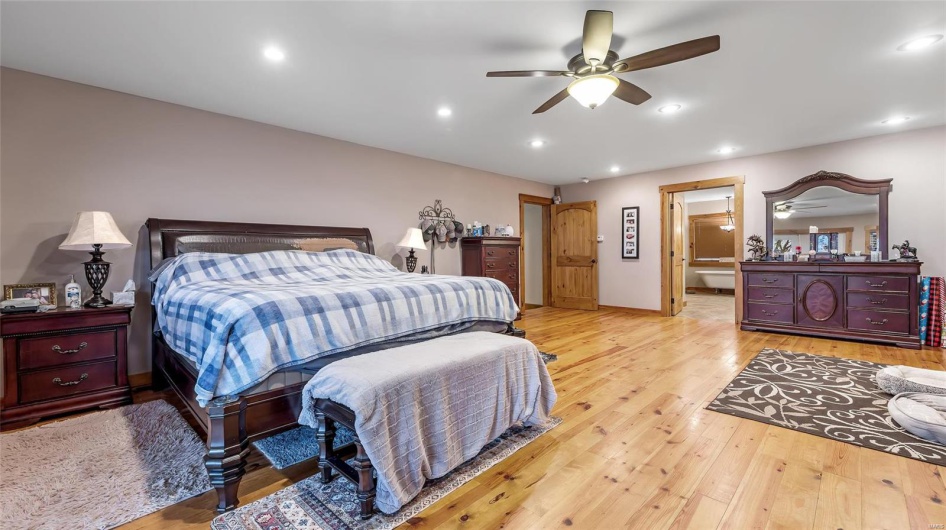 302 Deer Run Acres A, Williamsville, Missouri 63967, 3 Bedrooms Bedrooms, 8 Rooms Rooms,2 BathroomsBathrooms,Residential,For Sale,Deer Run Acres A,MAR25006731