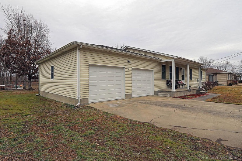 918 Susan Street, Dexter, Missouri 63841, 3 Bedrooms Bedrooms, 5 Rooms Rooms,2 BathroomsBathrooms,Residential,For Sale,Susan,MAR25006784