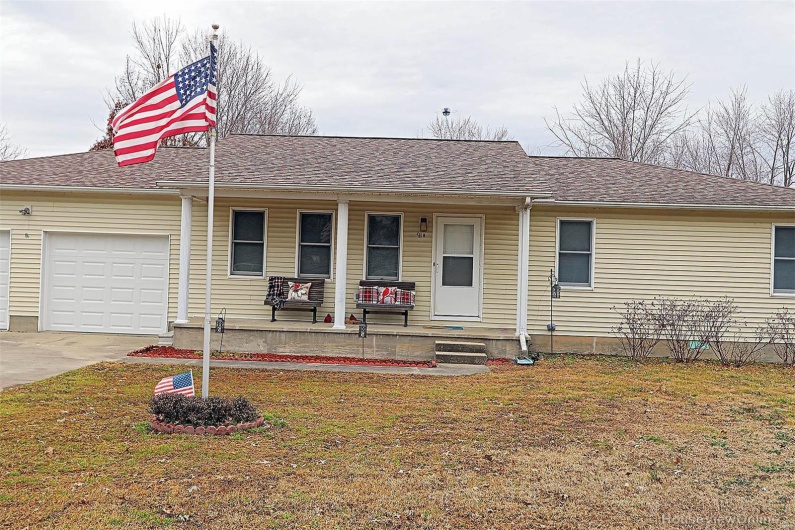 918 Susan Street, Dexter, Missouri 63841, 3 Bedrooms Bedrooms, 5 Rooms Rooms,2 BathroomsBathrooms,Residential,For Sale,Susan,MAR25006784