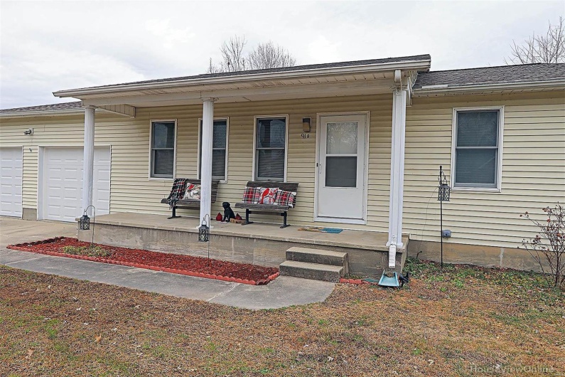 918 Susan Street, Dexter, Missouri 63841, 3 Bedrooms Bedrooms, 5 Rooms Rooms,2 BathroomsBathrooms,Residential,For Sale,Susan,MAR25006784