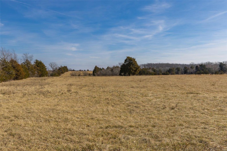 View of nature featuring a rural view