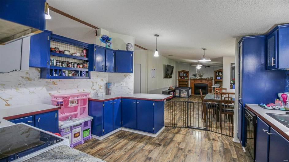 7871 Turkey Creek, Bonne Terre, Missouri 63628, 3 Bedrooms Bedrooms, 8 Rooms Rooms,1 BathroomBathrooms,Residential,For Sale,Turkey Creek,MAR25005910