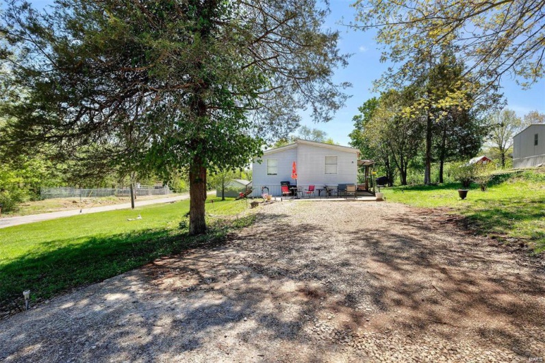 7871 Turkey Creek, Bonne Terre, Missouri 63628, 3 Bedrooms Bedrooms, 8 Rooms Rooms,1 BathroomBathrooms,Residential,For Sale,Turkey Creek,MAR25005910
