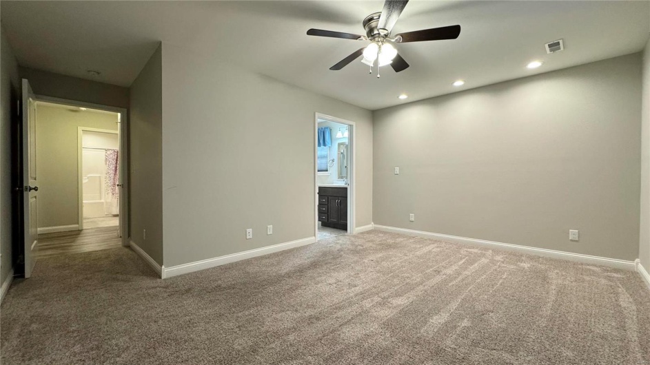 70 Pecan Tree Lane, Farmington, Missouri 63640, 2 Bedrooms Bedrooms, 5 Rooms Rooms,2 BathroomsBathrooms,Residential,For Sale,Pecan Tree,MAR25005834