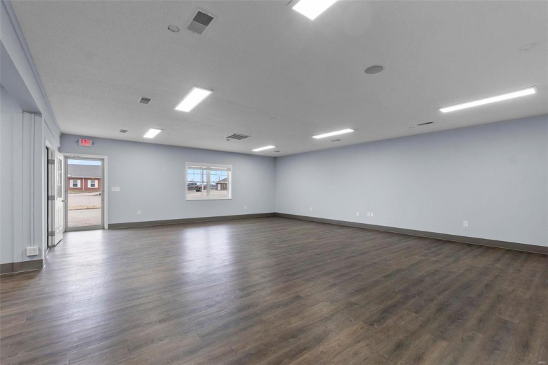 2437 Myra Drive, Cape Girardeau, Missouri 63703, ,Commercial Sale,For Sale,Myra,MAR25006908