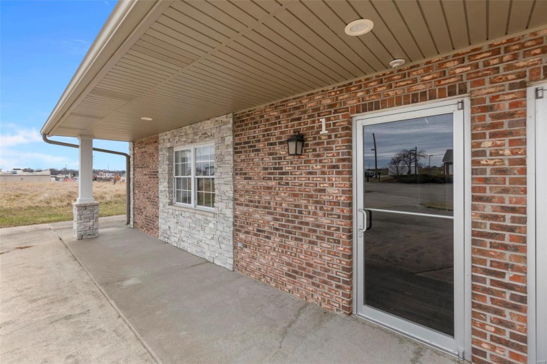 2437 Myra Drive, Cape Girardeau, Missouri 63703, ,Commercial Sale,For Sale,Myra,MAR25006908