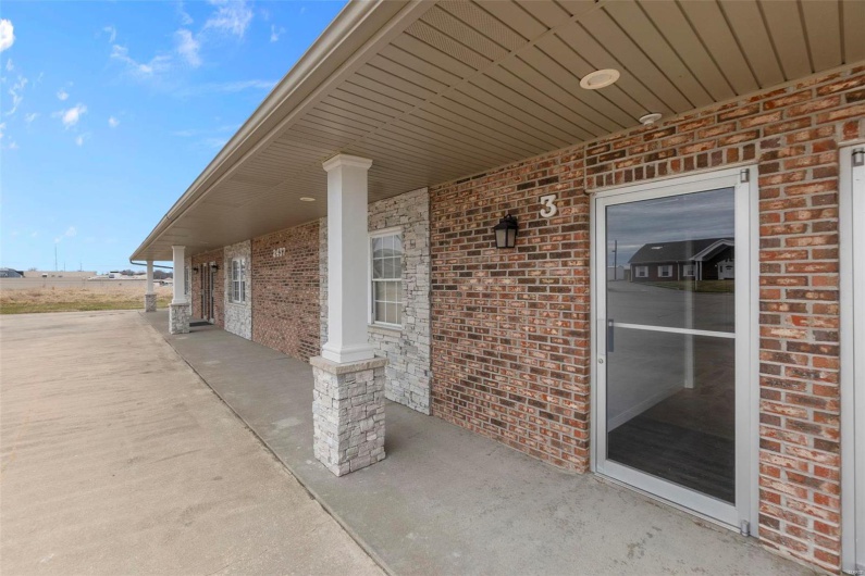 2437 Myra Drive, Cape Girardeau, Missouri 63703, ,Commercial Sale,For Sale,Myra,MAR25006908