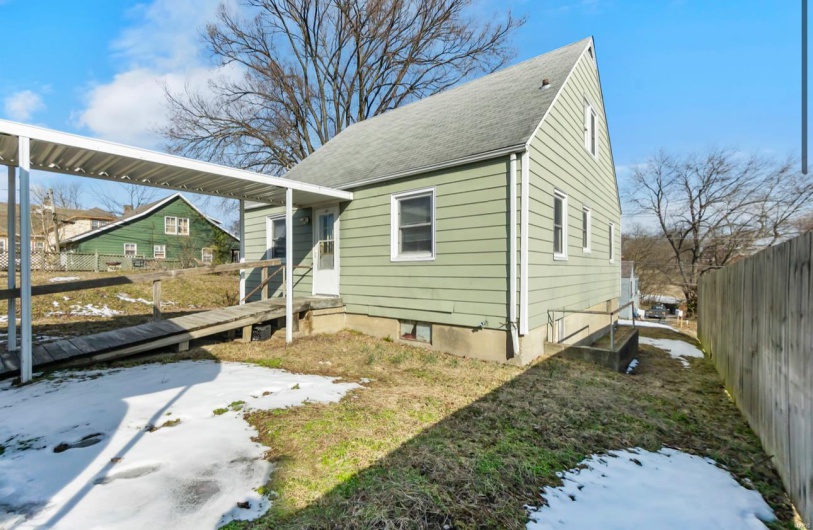 409 North Street, Cape Girardeau, Missouri 63701, 4 Bedrooms Bedrooms, 7 Rooms Rooms,1 BathroomBathrooms,Residential,For Sale,North,MAR25005610