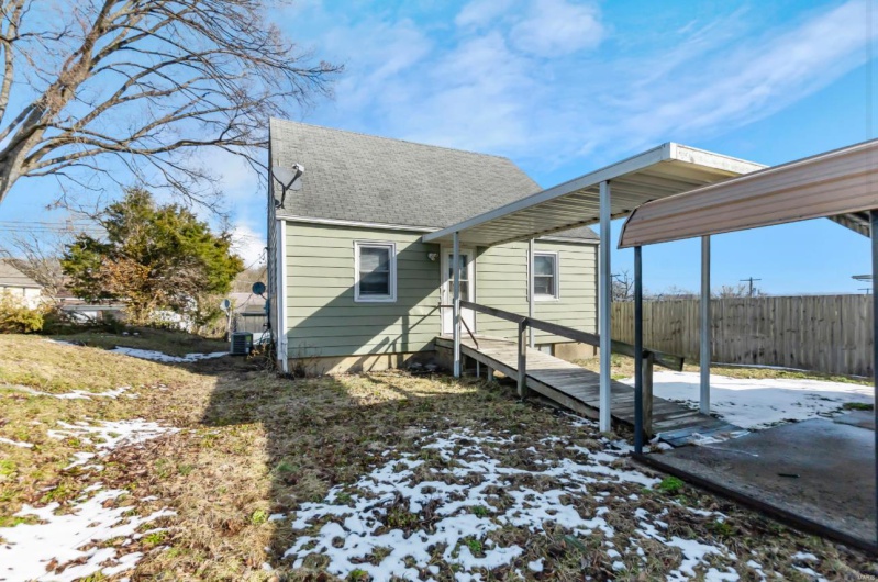 409 North Street, Cape Girardeau, Missouri 63701, 4 Bedrooms Bedrooms, 7 Rooms Rooms,1 BathroomBathrooms,Residential,For Sale,North,MAR25005610