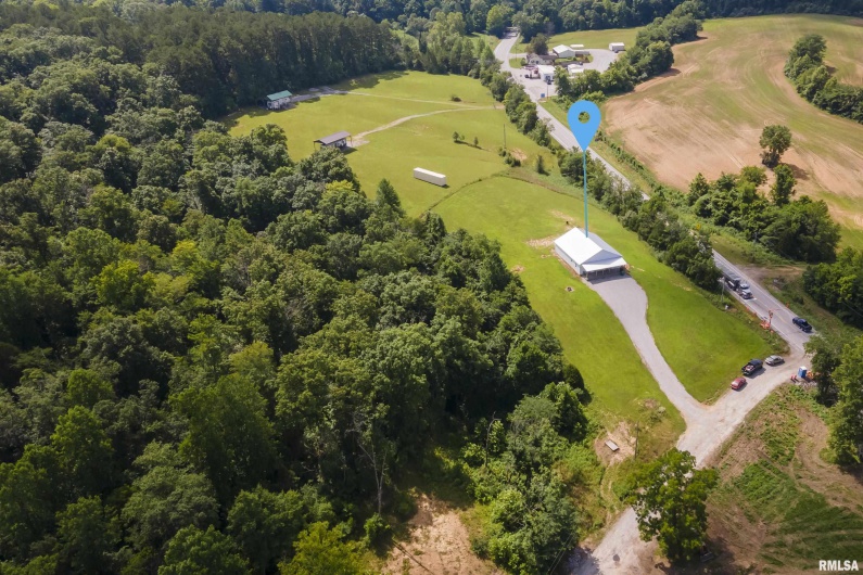 5 HORSESHOE Drive, Herod, Illinois 62947, 4 Bedrooms Bedrooms, 0 ,3 BathroomsBathrooms,Residential,For Sale,HORSESHOE,0,RMAQC4260358
