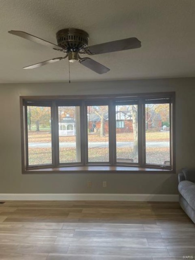 420 Joyce Avenue, Bernie, Missouri 63822, 3 Bedrooms Bedrooms, 5 Rooms Rooms,2 BathroomsBathrooms,Residential,For Sale,Joyce,MAR25007017