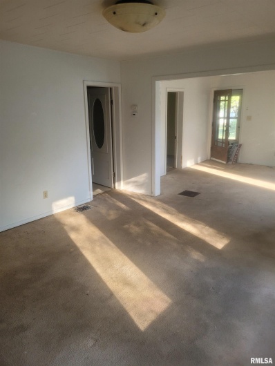 509 Lucier Street, Murphysboro, Illinois 62966, 3 Bedrooms Bedrooms, 0 ,1 BathroomBathrooms,Residential,For Sale,Lucier,0,RMAEB456713