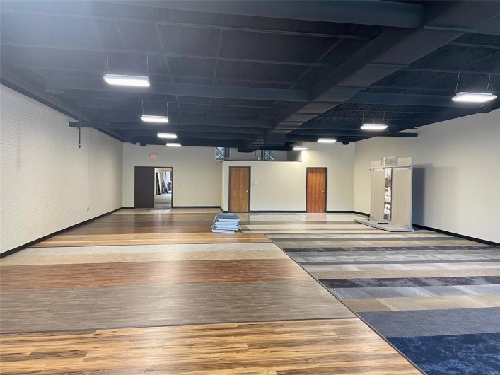 211 Spring Avenue, Cape Girardeau, Missouri 63701, ,Commercial Lease,For Sale,Spring,MAR25007152