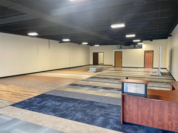 211 Spring Avenue, Cape Girardeau, Missouri 63701, ,Commercial Lease,For Sale,Spring,MAR25007152