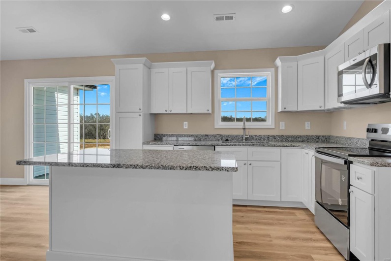 8 Bluebell Way, Jackson, Missouri 63755, 3 Bedrooms Bedrooms, 5 Rooms Rooms,2 BathroomsBathrooms,Residential,For Sale,Bluebell Way,MAR25007046