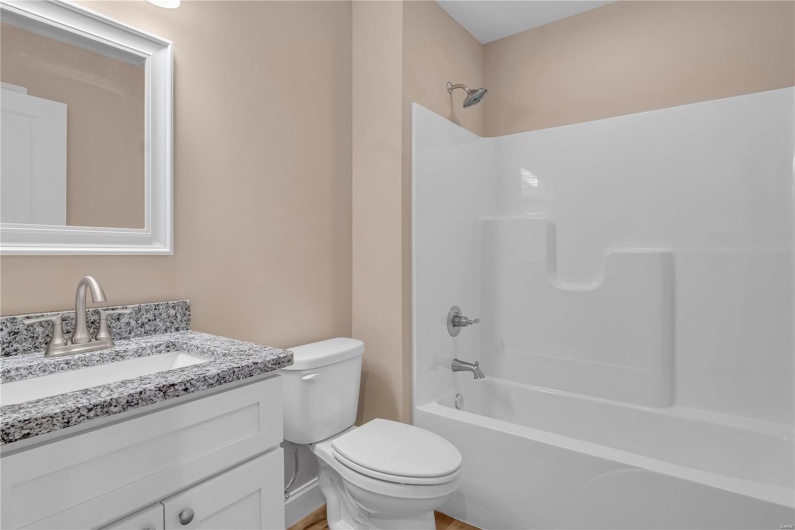 8 Bluebell Way, Jackson, Missouri 63755, 3 Bedrooms Bedrooms, 5 Rooms Rooms,2 BathroomsBathrooms,Residential,For Sale,Bluebell Way,MAR25007046