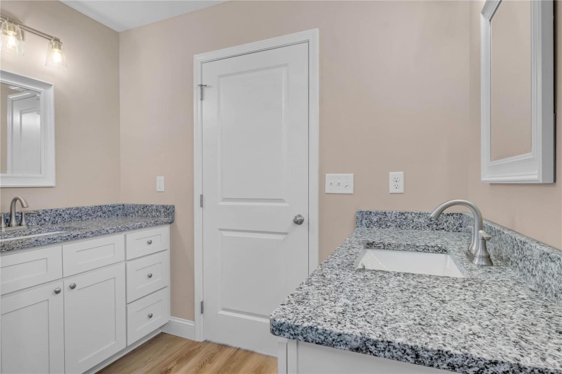 8 Bluebell Way, Jackson, Missouri 63755, 3 Bedrooms Bedrooms, 5 Rooms Rooms,2 BathroomsBathrooms,Residential,For Sale,Bluebell Way,MAR25007046