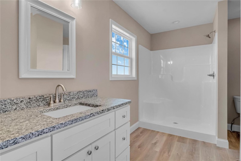 8 Bluebell Way, Jackson, Missouri 63755, 3 Bedrooms Bedrooms, 5 Rooms Rooms,2 BathroomsBathrooms,Residential,For Sale,Bluebell Way,MAR25007046