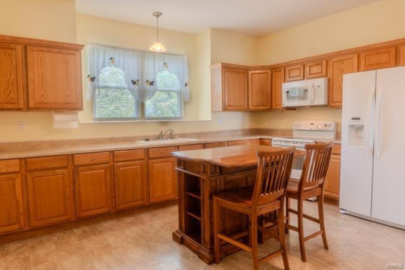 3560 County Road 328, Jackson, Missouri 63755, 3 Bedrooms Bedrooms, 6 Rooms Rooms,2 BathroomsBathrooms,Residential,For Sale,County Road 328,MAR25007232