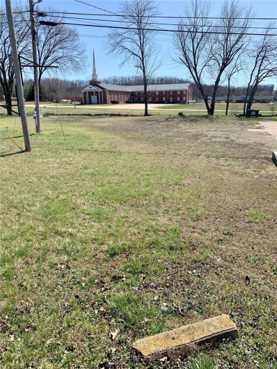 1241 Main St., Piedmont, Missouri 63957, ,Farm,For Sale,Main St.,MAR24017657