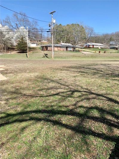 1241 Main St., Piedmont, Missouri 63957, ,Farm,For Sale,Main St.,MAR24017657