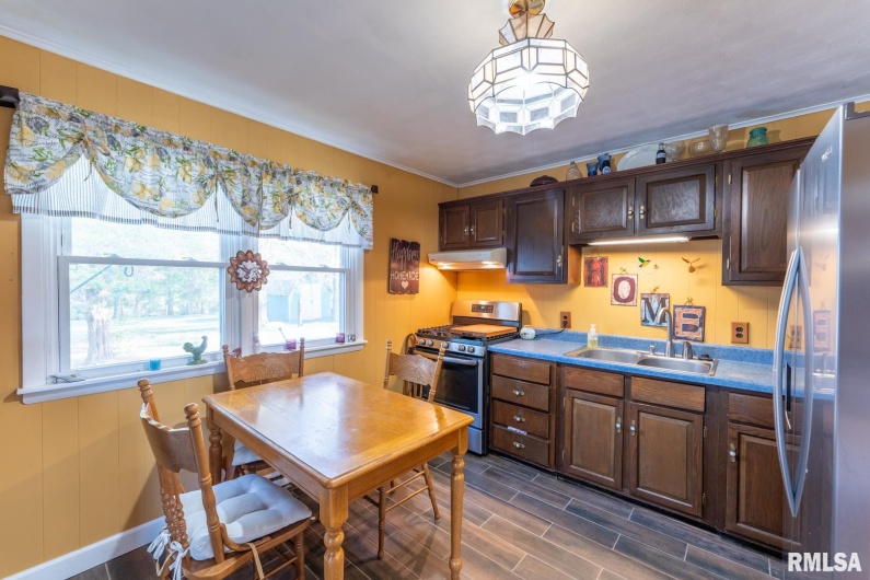 25 Lees Drive, Creal Springs, Illinois 62922, 2 Bedrooms Bedrooms, 0 ,1 BathroomBathrooms,Residential,For Sale,Lees,0,RMAEB454933