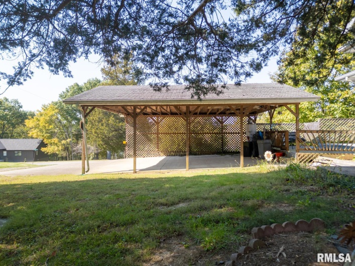 25 Lees Drive, Creal Springs, Illinois 62922, 2 Bedrooms Bedrooms, 0 ,1 BathroomBathrooms,Residential,For Sale,Lees,0,RMAEB454933