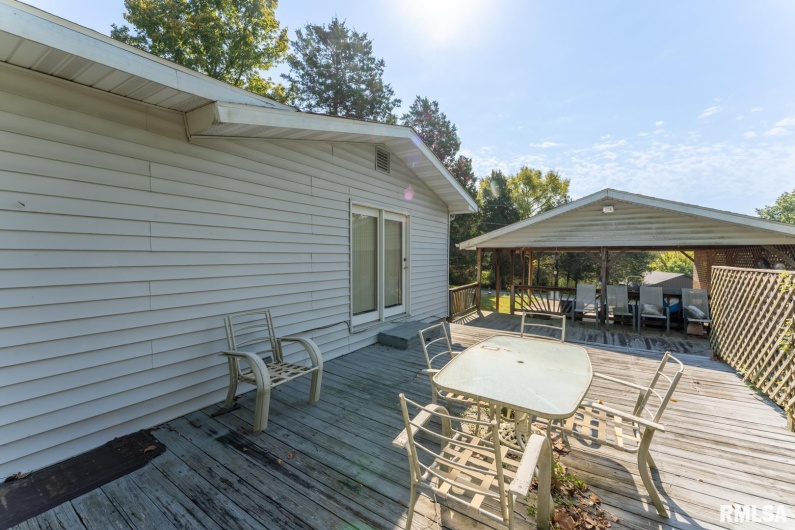 25 Lees Drive, Creal Springs, Illinois 62922, 2 Bedrooms Bedrooms, 0 ,1 BathroomBathrooms,Residential,For Sale,Lees,0,RMAEB454933