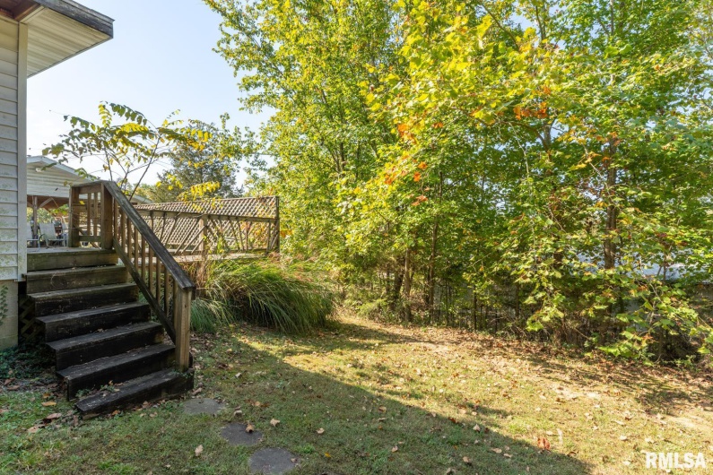 25 Lees Drive, Creal Springs, Illinois 62922, 2 Bedrooms Bedrooms, 0 ,1 BathroomBathrooms,Residential,For Sale,Lees,0,RMAEB454933