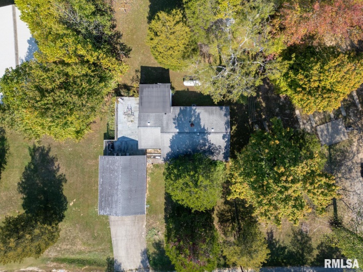 25 Lees Drive, Creal Springs, Illinois 62922, 2 Bedrooms Bedrooms, 0 ,1 BathroomBathrooms,Residential,For Sale,Lees,0,RMAEB454933