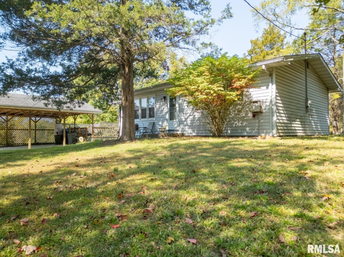 25 Lees Drive, Creal Springs, Illinois 62922, 2 Bedrooms Bedrooms, 0 ,1 BathroomBathrooms,Residential,For Sale,Lees,0,RMAEB454933