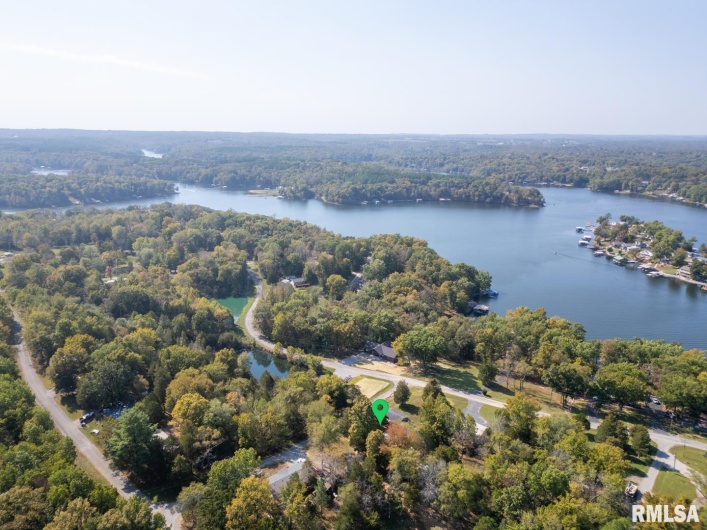 25 Lees Drive, Creal Springs, Illinois 62922, 2 Bedrooms Bedrooms, 0 ,1 BathroomBathrooms,Residential,For Sale,Lees,0,RMAEB454933