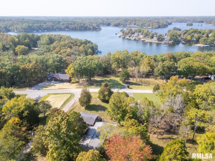25 Lees Drive, Creal Springs, Illinois 62922, 2 Bedrooms Bedrooms, 0 ,1 BathroomBathrooms,Residential,For Sale,Lees,0,RMAEB454933