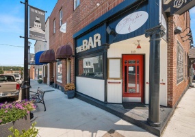117 Themis Street, Cape Girardeau, Missouri 63701, ,Commercial Sale,For Sale,Themis,MAR22047680