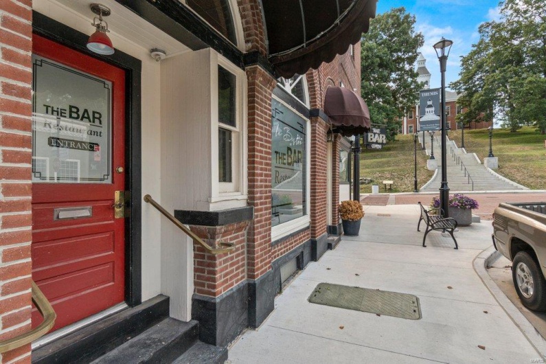 117 Themis Street, Cape Girardeau, Missouri 63701, ,Commercial Sale,For Sale,Themis,MAR22047680