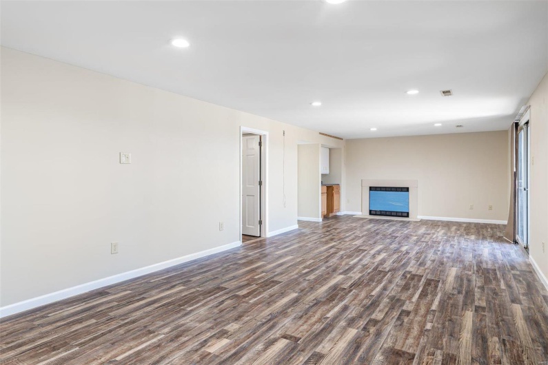 4645 Quail Run Rd., Farmington, Missouri 63640, 3 Bedrooms Bedrooms, 9 Rooms Rooms,3 BathroomsBathrooms,Residential,For Sale,Quail Run Rd.,MAR25006649
