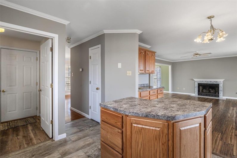 4645 Quail Run Rd., Farmington, Missouri 63640, 3 Bedrooms Bedrooms, 9 Rooms Rooms,3 BathroomsBathrooms,Residential,For Sale,Quail Run Rd.,MAR25006649