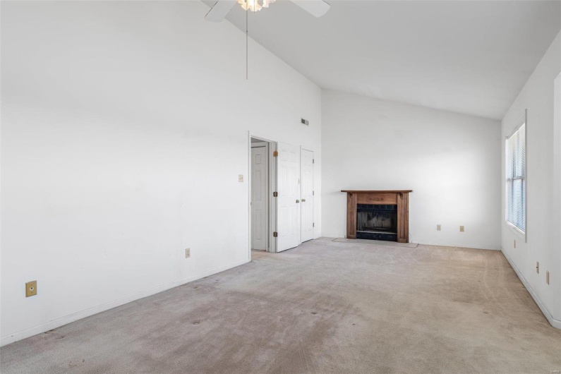 4645 Quail Run Rd., Farmington, Missouri 63640, 3 Bedrooms Bedrooms, 9 Rooms Rooms,3 BathroomsBathrooms,Residential,For Sale,Quail Run Rd.,MAR25006649