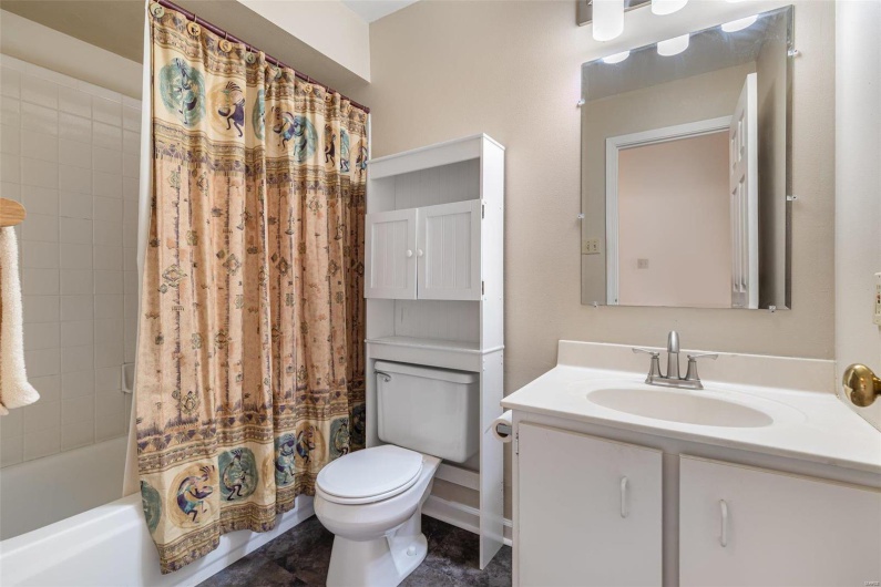 4645 Quail Run Rd., Farmington, Missouri 63640, 3 Bedrooms Bedrooms, 9 Rooms Rooms,3 BathroomsBathrooms,Residential,For Sale,Quail Run Rd.,MAR25006649