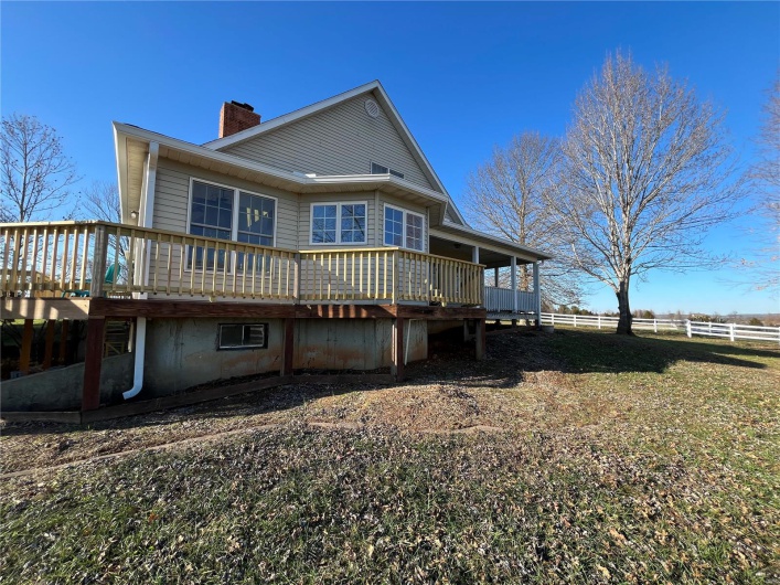 1443 Madison 212, Fredericktown, Missouri 63645, 4 Bedrooms Bedrooms, 12 Rooms Rooms,3 BathroomsBathrooms,Residential,For Sale,Madison 212,MAR25006788
