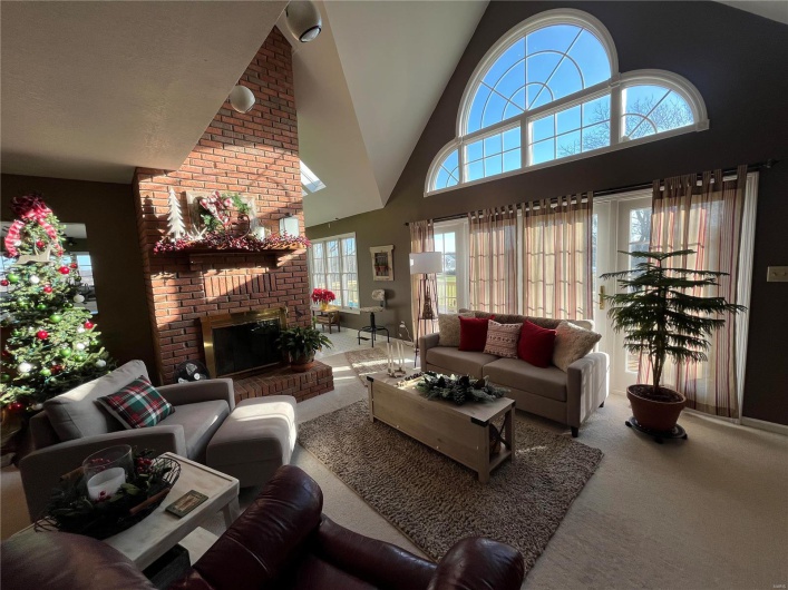 1443 Madison 212, Fredericktown, Missouri 63645, 4 Bedrooms Bedrooms, 12 Rooms Rooms,3 BathroomsBathrooms,Residential,For Sale,Madison 212,MAR25006788