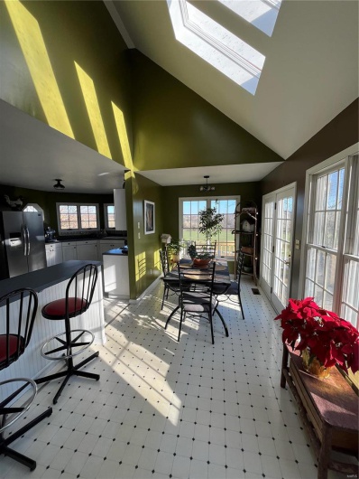 1443 Madison 212, Fredericktown, Missouri 63645, 4 Bedrooms Bedrooms, 12 Rooms Rooms,3 BathroomsBathrooms,Residential,For Sale,Madison 212,MAR25006788